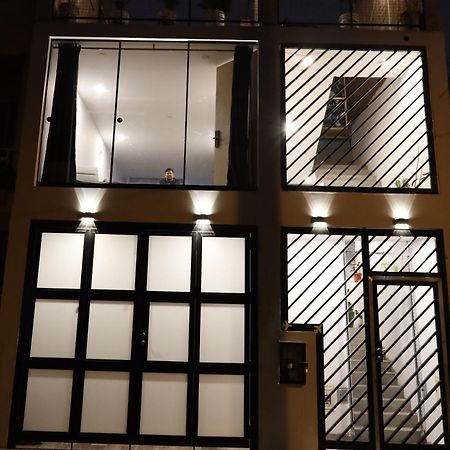 Sabina Aeropuerto Hostel Lima Bagian luar foto
