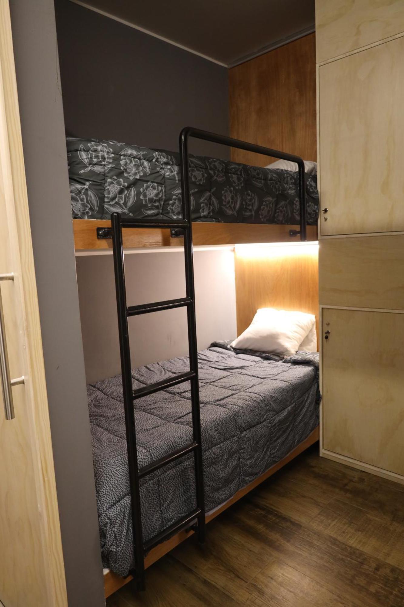 Sabina Aeropuerto Hostel Lima Bagian luar foto